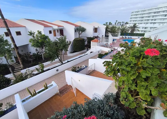 Garden Апартаменти Адехе